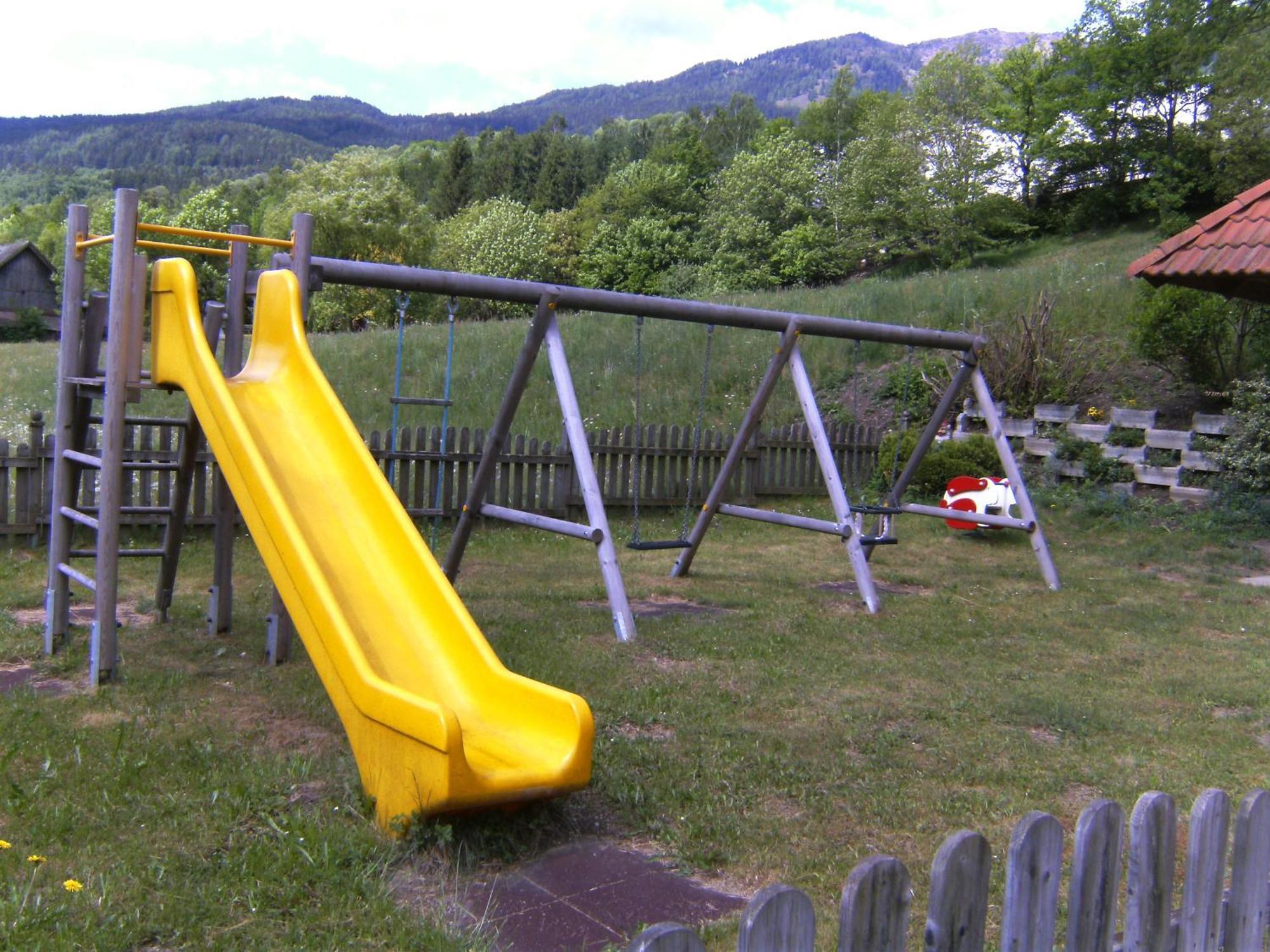 Pension Liesertalerhof Trebesing Bagian luar foto